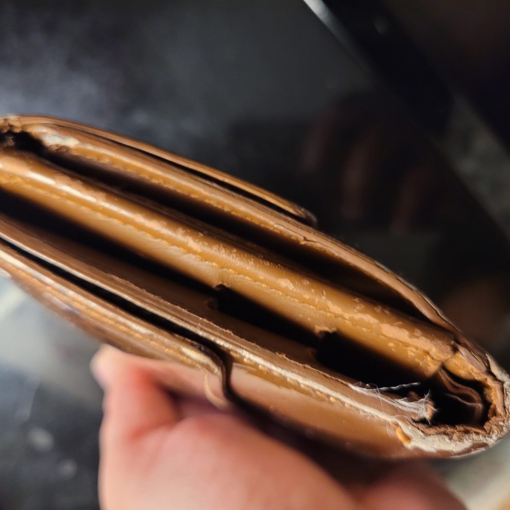 Louis Vuitton Vernis Wallet Vintage - Picture 4 of 12